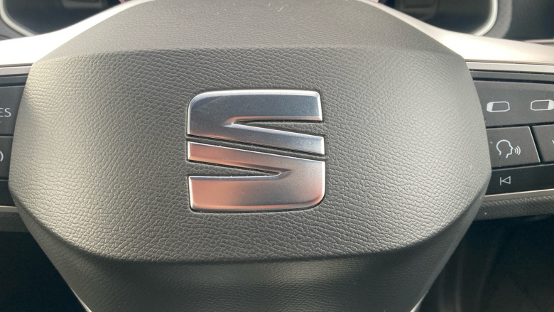 SEAT Arona 1.0 TSI 110 XPERIENCE Lux 5dr DSG Petrol Hatchback